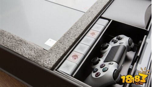 索尼20周年纪念版PS4开箱：最特别的PS
