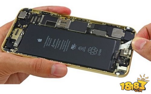 苹果6Plus怎么换电池 iPhone6plus拆卸电池教程