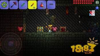 泰拉瑞亚血腥宝箱详细介绍