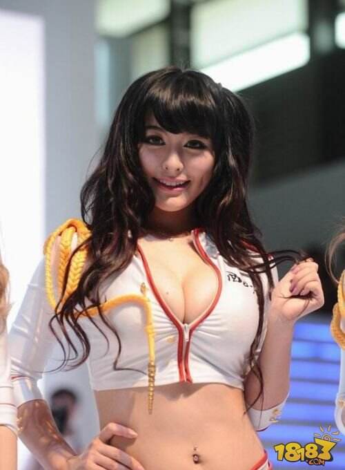 今年根本看不到 历年CJ最胸猛妹子(第二弹)