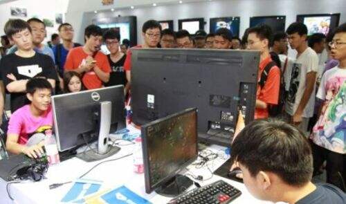 手游电竞火爆 或成2015 ChinaJoy新宠?