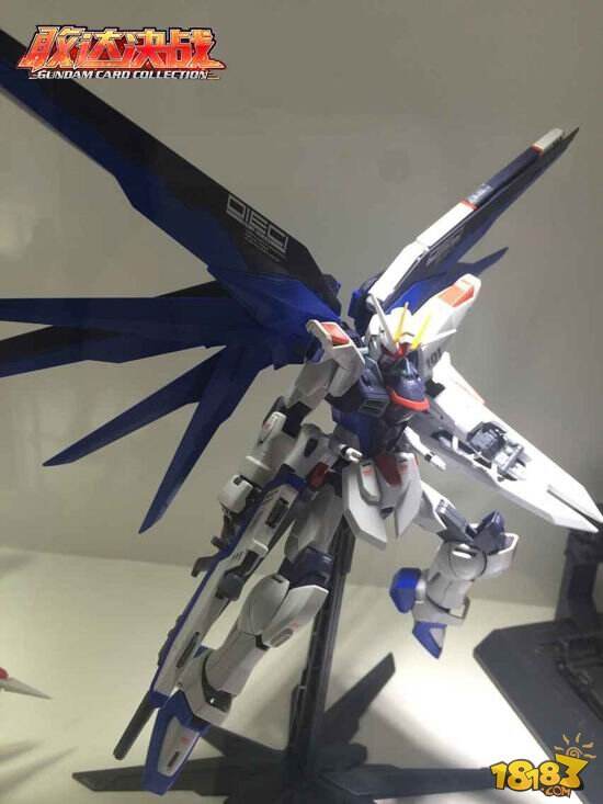 《敢达决战》征服CJ观众：3D成像机体展超抢眼