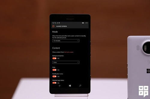 Lumia950/XL概览屏幕支持彩色背景图片