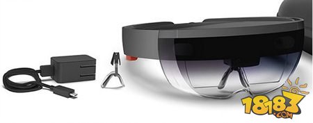 最酷Win10设备HoloLens续航短不用怕 充电宝上阵