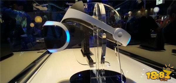 索尼PS VR视觉体验：超强沉浸感挑战大心脏