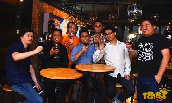 炉石双人现开赛9月3日:主播夫妻齐亮相