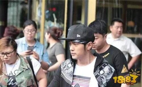 球球大作战携手New Era 神秘波拉哩之冠初亮相