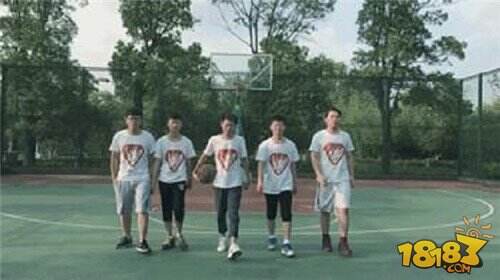 球球大作战619战队 虎牙直播追梦赤子心勇往直前