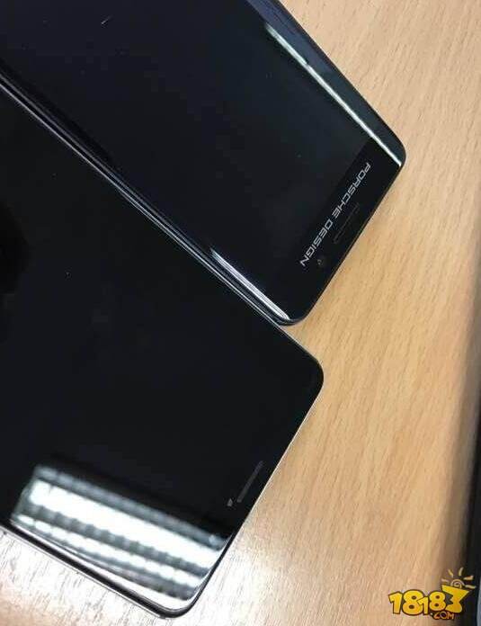 华为Mate9曲面屏和平面屏买哪个好 两个版本真