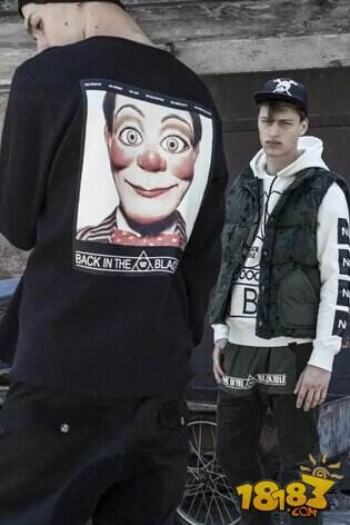 球球联手Devil Nut为全球球宝打造潮流卫衣