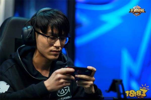 GK赛后采访：Lyr单场输出逾40%完成对WF的逆袭!