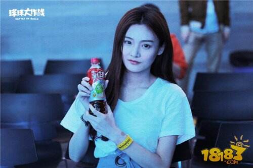 男孩纸必看!球球大作战小姐姐信息曝光