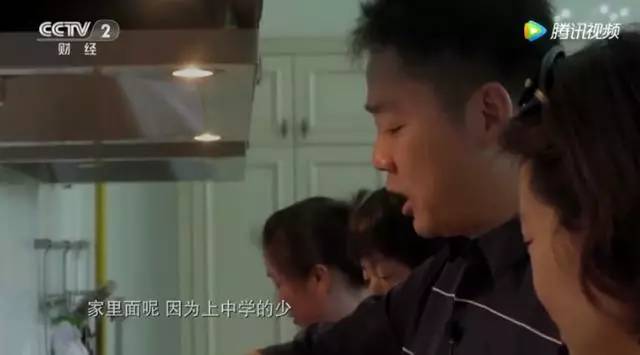 为什么刘强东的亲戚在京东当保安，马云的妻子在家里带孩子？