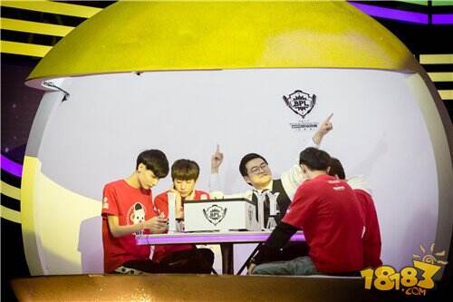 孙八一空降球球大作战全明星赛 激情点燃狂欢之夜