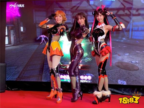 (ios / android),因为原作的知名度以及出色的官方 cosplayer 而引起