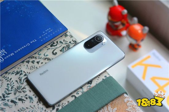 红米K40pro12十256G,红米k40和红米k40pro 红米k40pro有多厚红米k40pro的机身尺寸