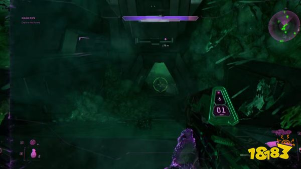 The player in Halo: Campaign Evolved looking down the slope towards the Famine skull.