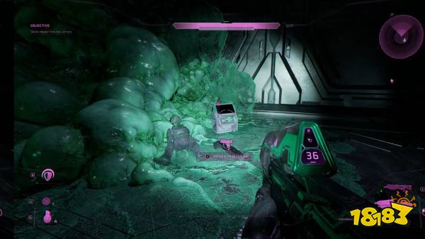 The player in Halo: Campaign Evolved looking at the Tangent III terminal.