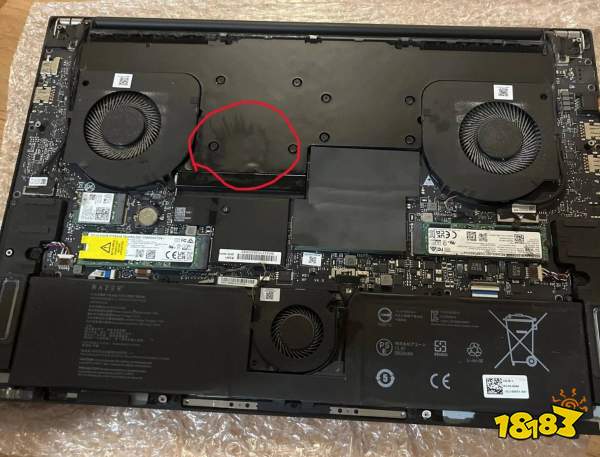Razer Blade 18 gaming laptop owner shows how his vapor chamber got busted