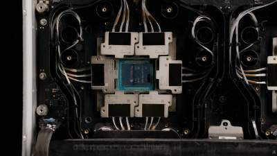NVIDIA合作伙伴粉碎CPO延迟谣言,Coherent预计2026年底开始规模收入