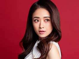 华妃蒋欣首次代言手游关门放吕布