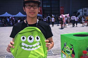 原谅绿来袭！CJ不容错过的巨人网络展台周边