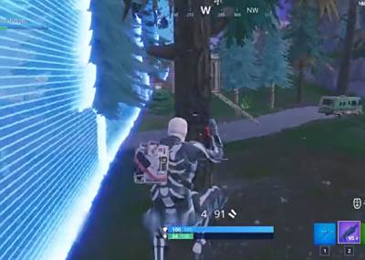 堡垒之夜搞笑：地刺的最新玩法？带你打开地刺新世界的大门！