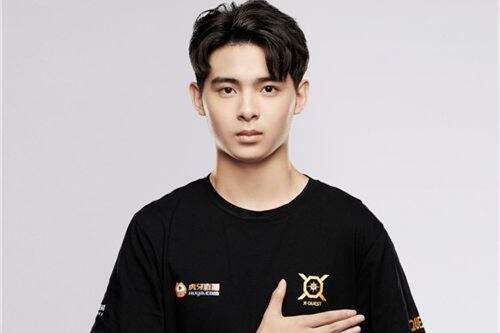 和平精英职业联赛XQF伞兵专访:稳中求胜 争取冠军