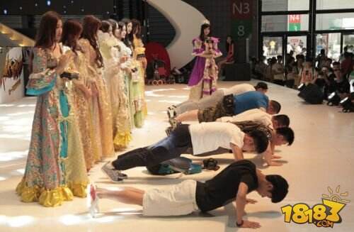 刷新CJ颜值巅峰 Next Queen女神空降2015CJ现场