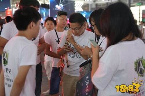2015Chinajoy《上古世纪》现场火爆实况
