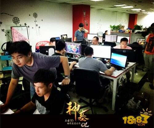 女神COS套图公布《神墓OL》8.28觉醒内测