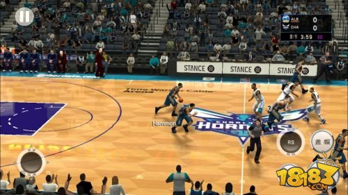《NBA 2K16》iOS版迎来首次更新 辉煌生涯模式&街球模式详解