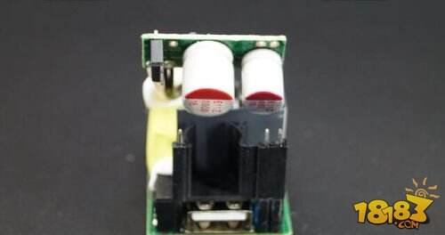 乐Max2充电速度怎么样？QC3.0充电器拆解