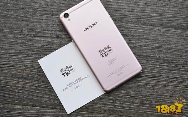 TFBoys手机TFphone售价2799 王俊凯定制版图赏