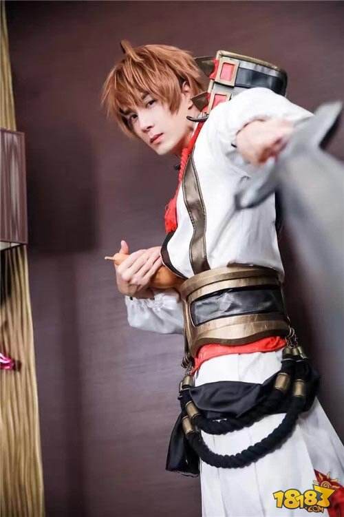 万圣节，吃了这把狗粮！