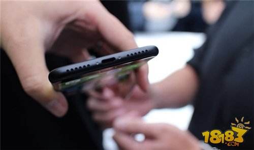 iPhone7对比6S有什么不同 拍照哪个好区别分析