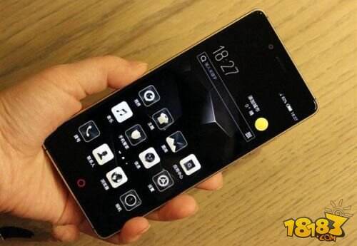 努比亚nubia Z11白金版和黑金版有什么区别 对比分析