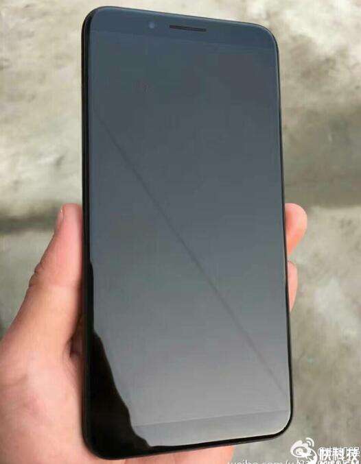 小米5C预计三月初正式发 谍照曝光很惊艳
