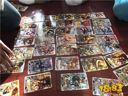 市面惊现《王者荣耀》实体卡牌 一块钱8张！小学生已经玩疯了！