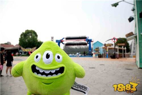 暑假去哪造？球球大作战带你玩嗨上海欢乐谷