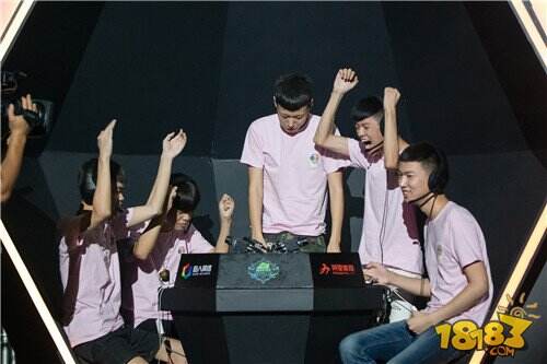 2017球球大作战塔坦杯精英挑战赛冠军RBT战队采访