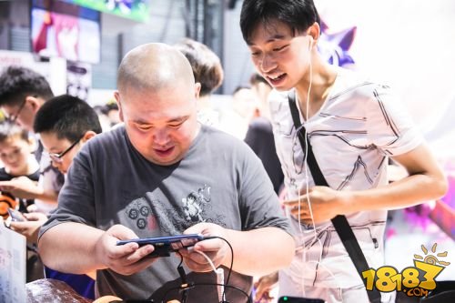 《最强NBA》亮相ChinaJoy 成展区最热风景线