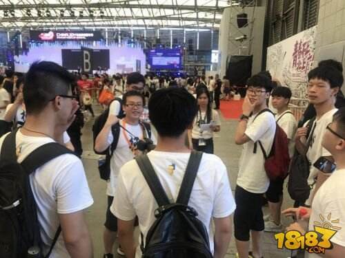 《卡片怪兽》亮相ChinaJoy 极光见面会打造展台风景线