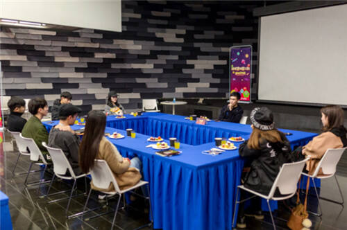 球球大作战解说培训 成就电竞逐梦人