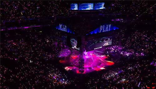 见证巨星诞生 球球大作战全球总决赛落地梅奔