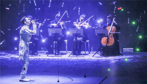 见证巨星诞生 球球大作战全球总决赛落地梅奔