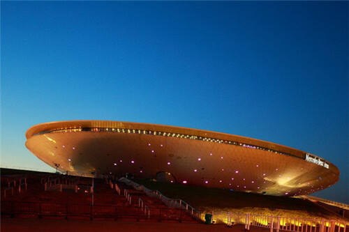 见证巨星诞生 球球大作战全球总决赛落地梅奔