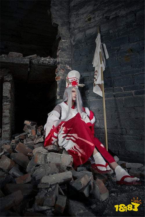 冥界的引路人阴阳师帅气cos演绎鬼使白