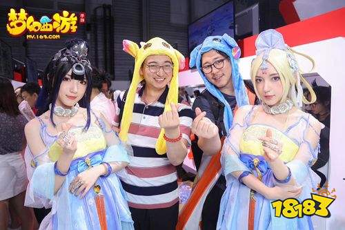 台风也挡不住热情 ChinaJoy第一天网易游戏操作666!
