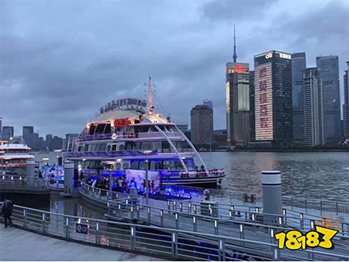 《绿色征途》手游首测官网预约开启 10大showgirl全程陪玩!